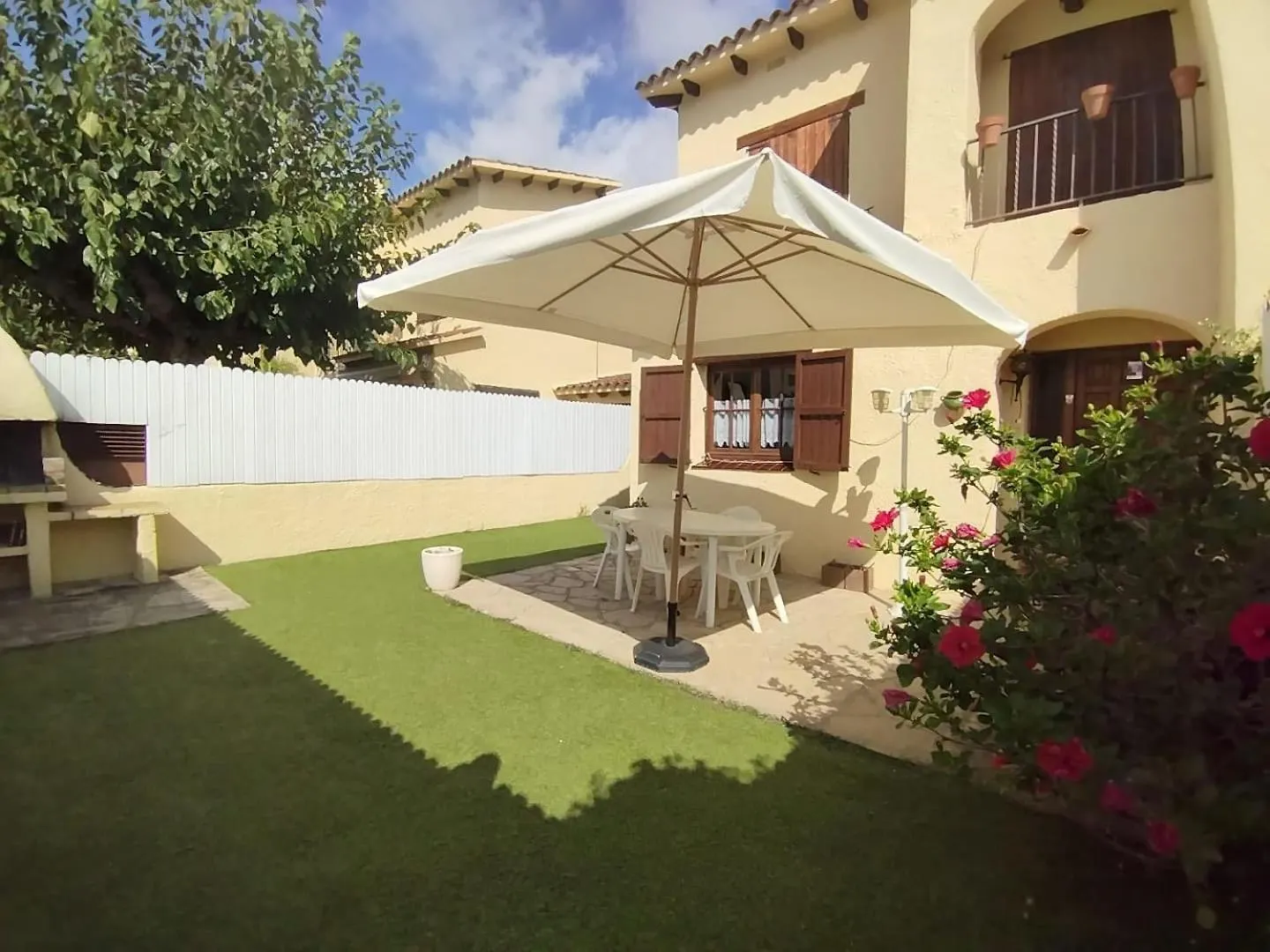 House With Pool / Garden / Bbq Beach Tarragona